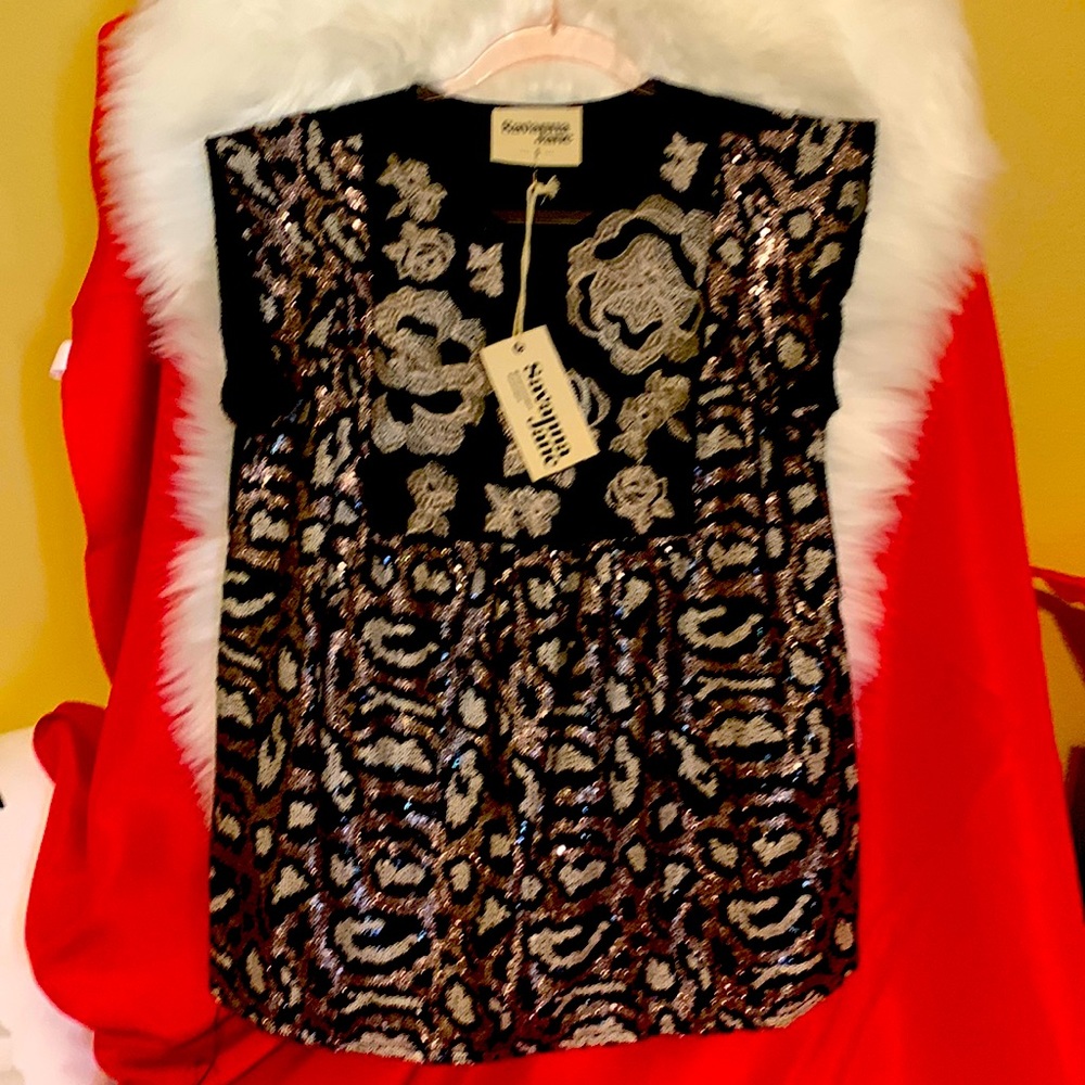 Savanna Jane NWT Embroidered and Sequined Blouse